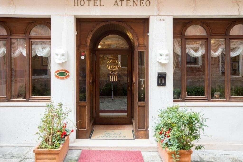 Фотографія Ateneo 3*