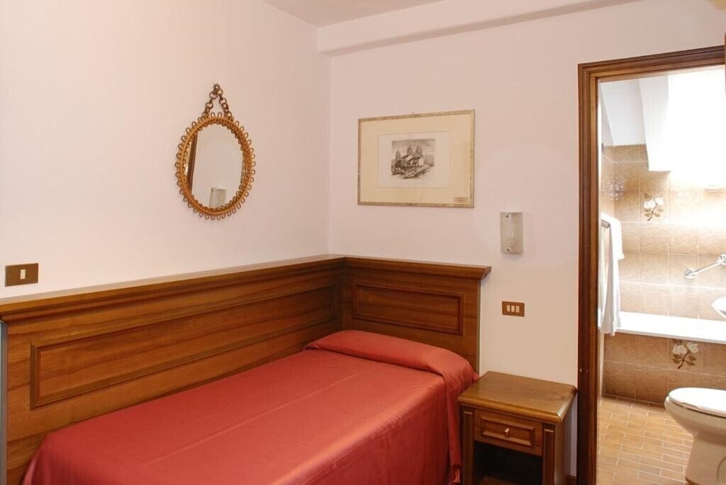 Фотографія Fontana Hotel 3*