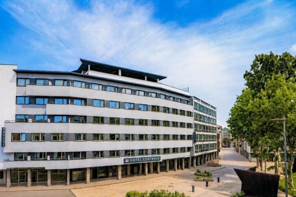 Готель Centrale Hotel 3*