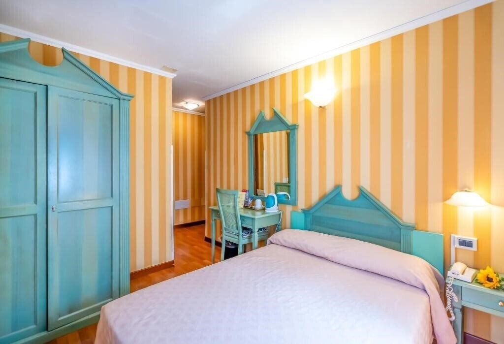 Изображение Tintoretto (Venice) 3*