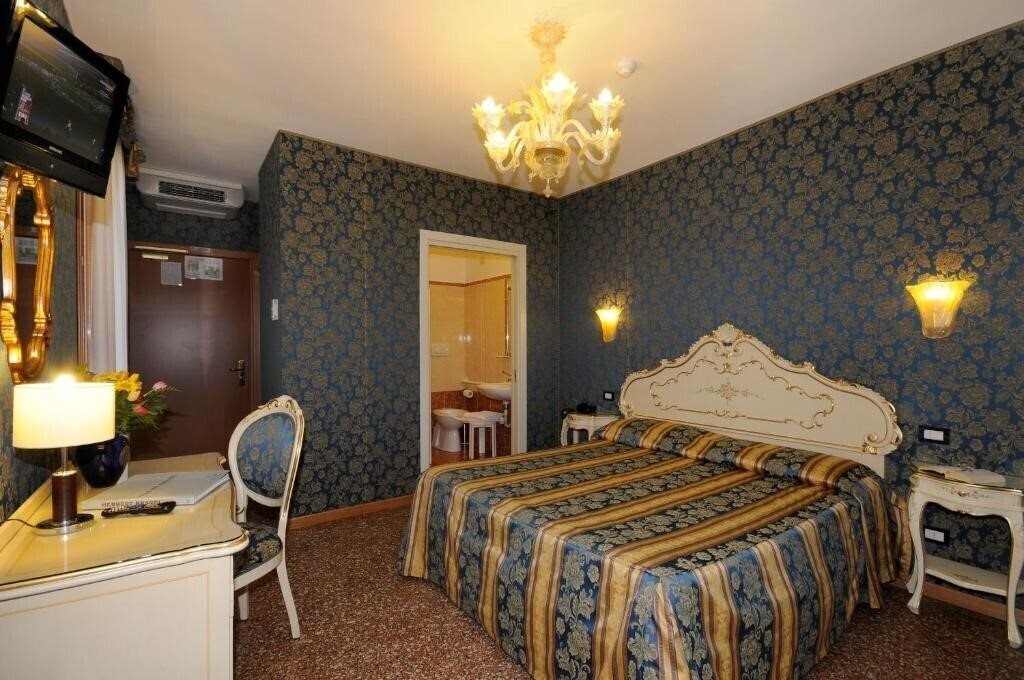 Отель Il Mercante Di Venezia 3*