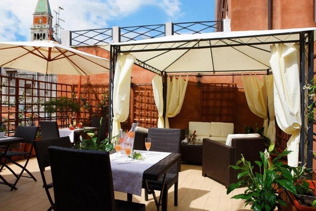 Готель Castello (Venice) 3*