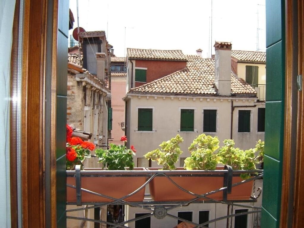 Отель Locanda Correr 3*