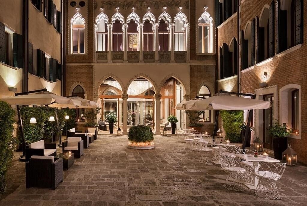 Фотография Centurion Palace 5*