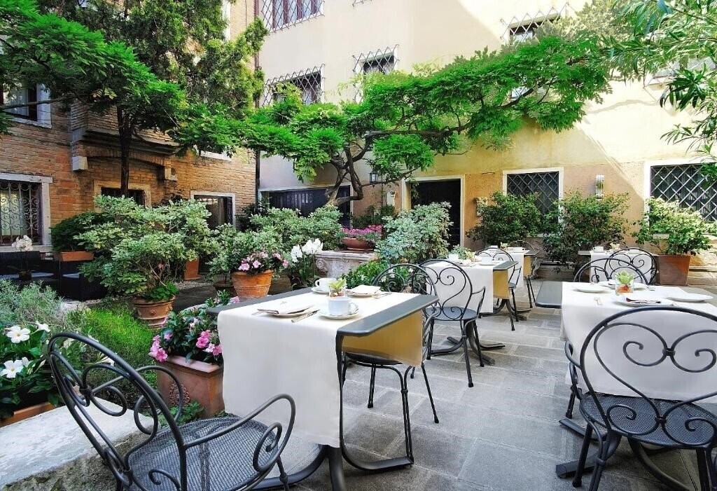 Картинка Palazzo Sant’angelo 4*