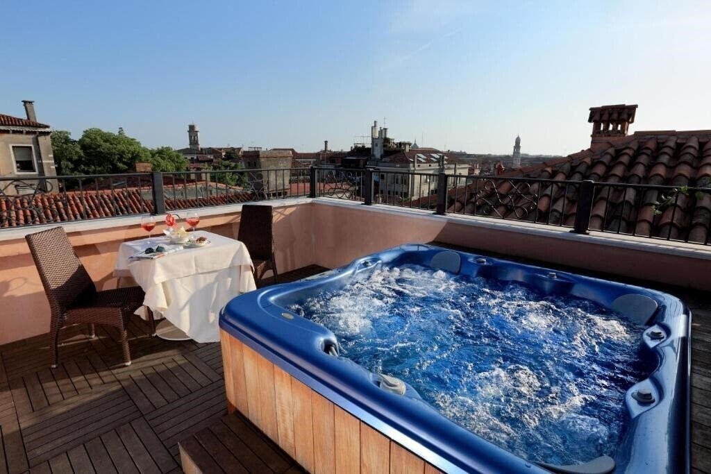 Картинка Palazzo Stern 4*