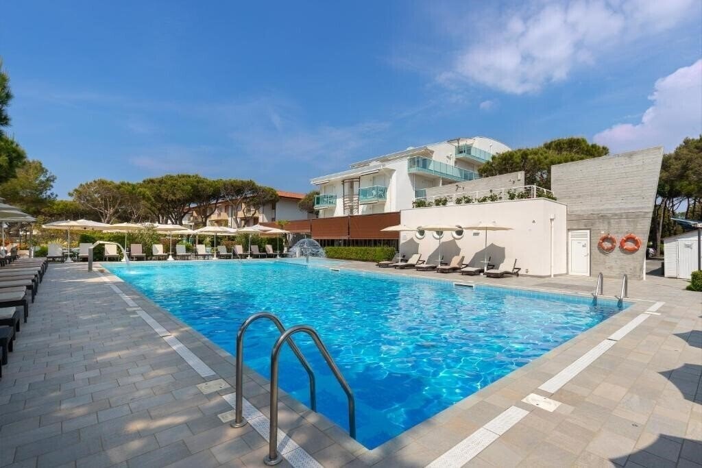 Фото Park Hotel Ermitage 4*