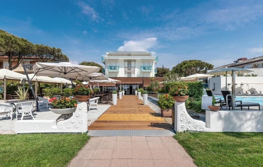 Изображение Park Hotel Ermitage 4*