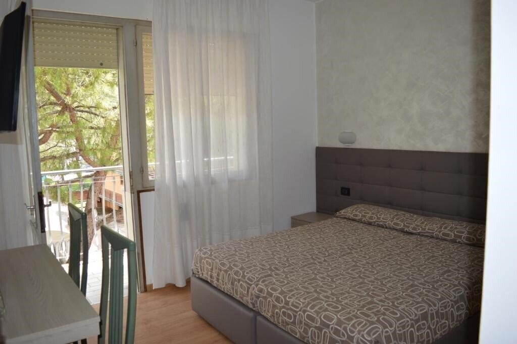 Готель Emperador 3*