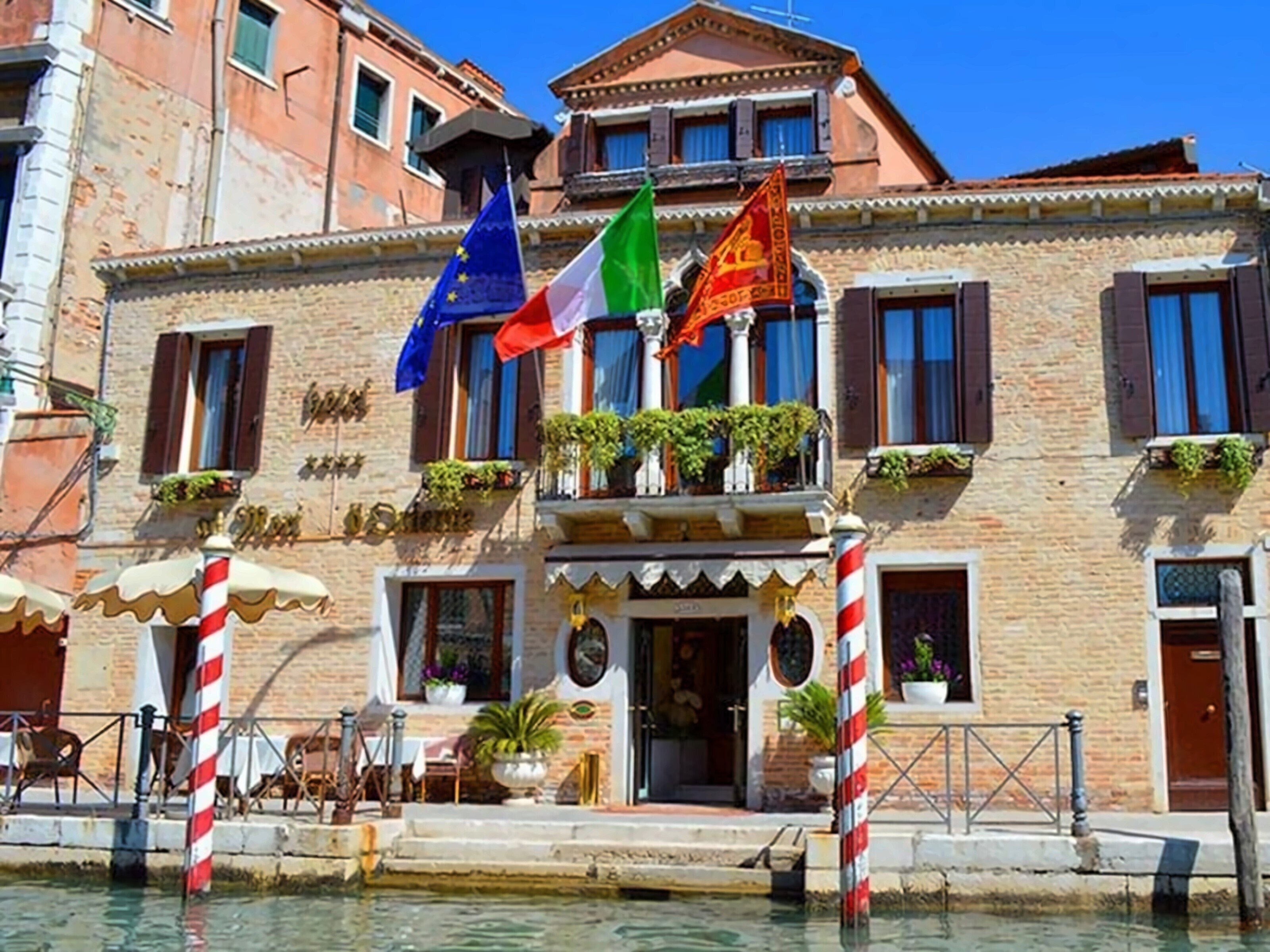 Отель Ai Mori D'oriente 4*