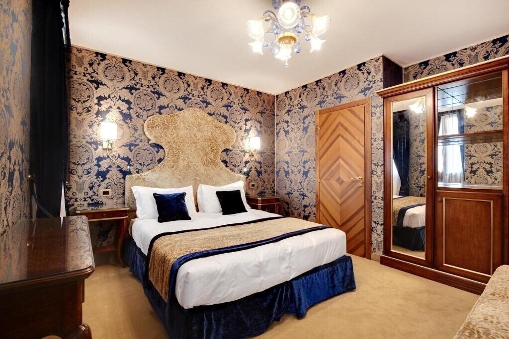 Фото Hotel Casanova 3*