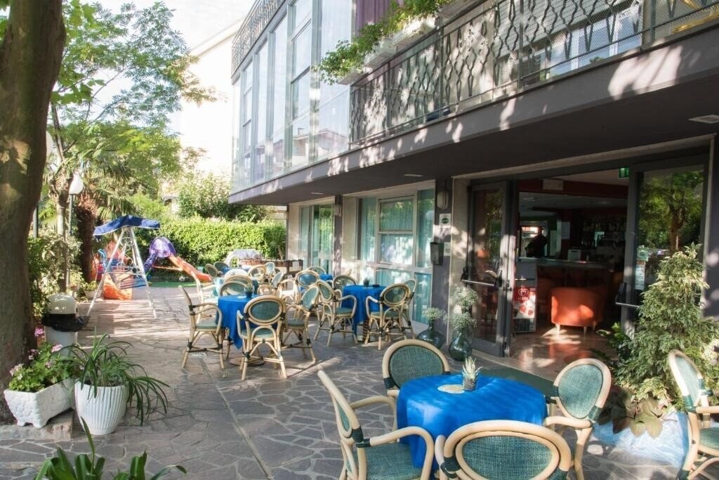 Фотографія Hotel Mirage 3*