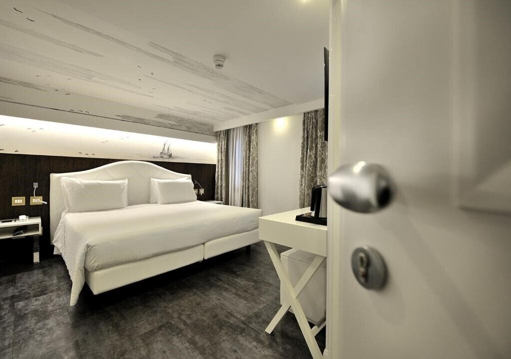 Изображение Al Theatro Palace 4*