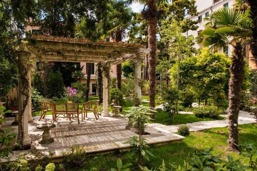 Готель Sant Antonin 3*