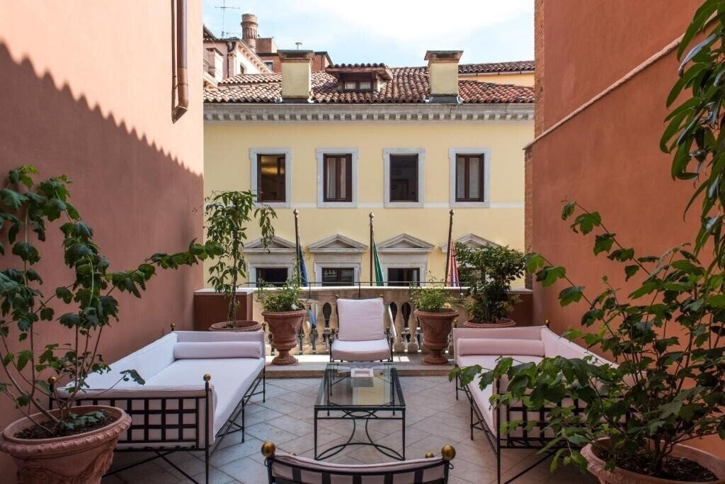 Картинка Nolinski Venezia - Evok Collection 5*