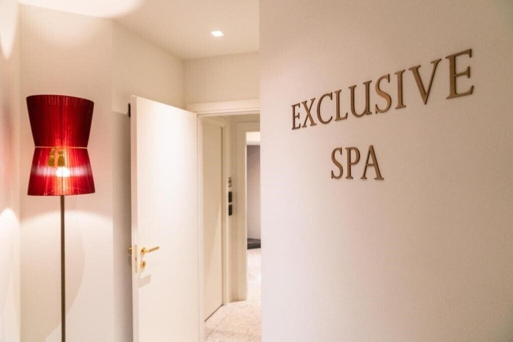 Фото Excess Venice Boutique Hotel & Private Spa 4*