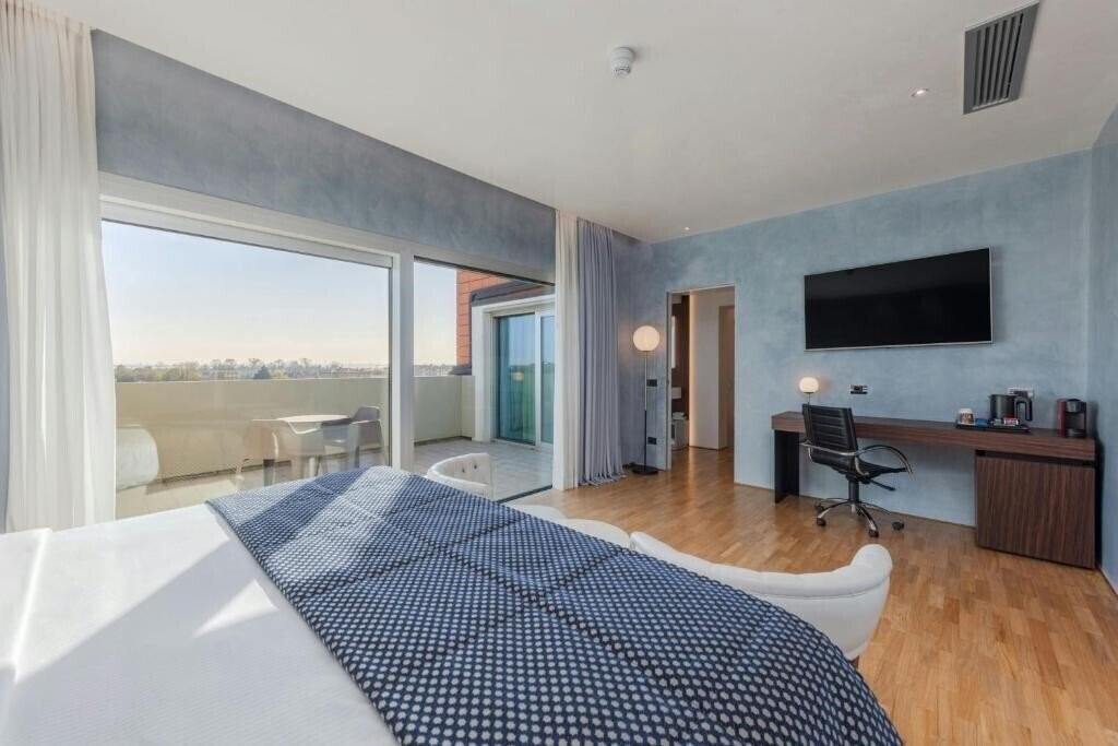 Картинка Courtyard By Marriott Venice Airport 4*