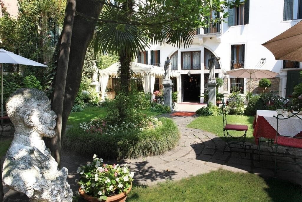 Зображення Palazzo Abadessa 4*