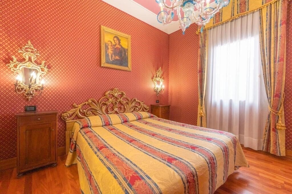 Отель Hotel Ca' Valeri 3*