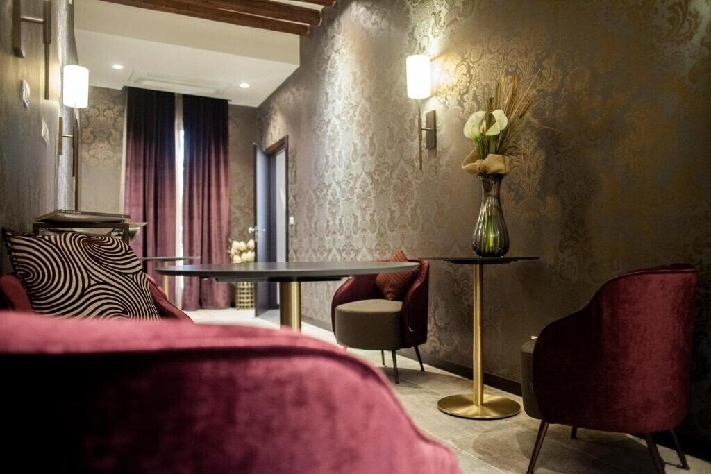 Готель Hotel Alle Guglie 3*