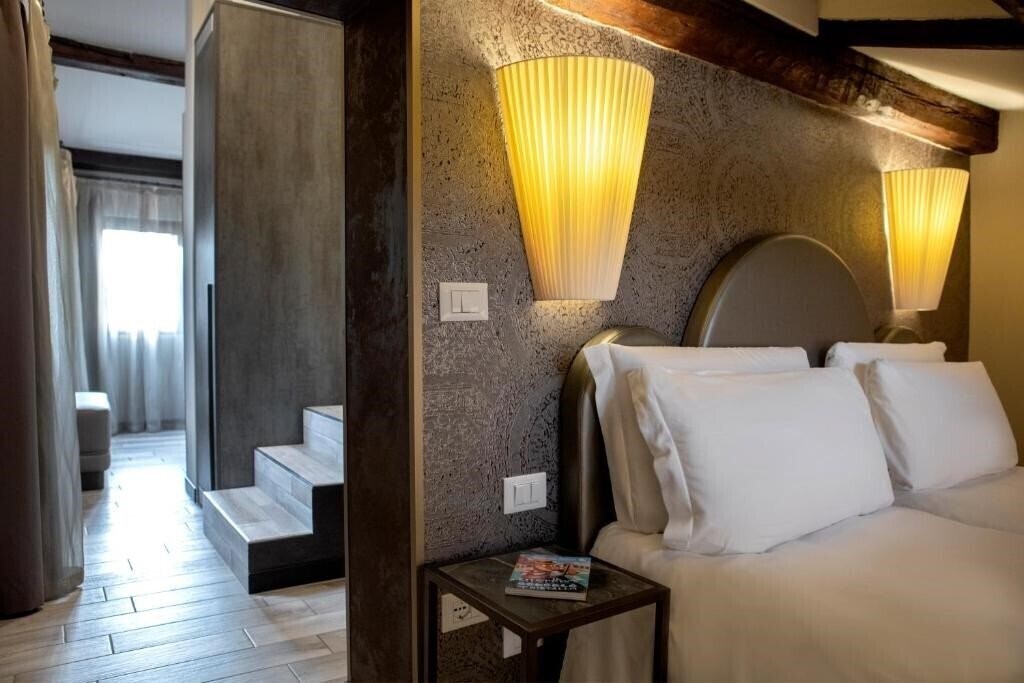 Фото Hotel Alle Guglie 3*