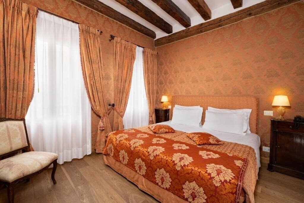 Картинка Relais Alberti 1*