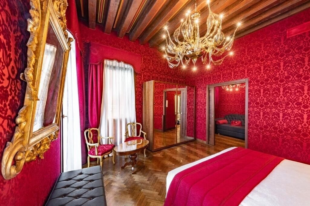 Отель Palazzo San Lorenzo 4*