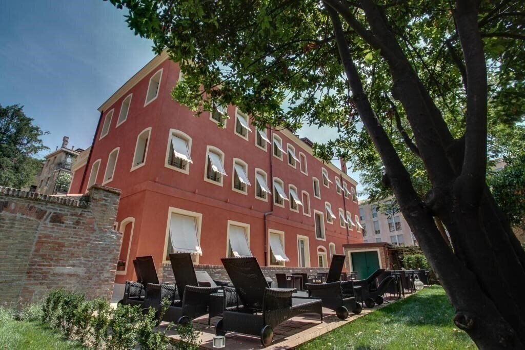 Фото Hotel Moresco 4*