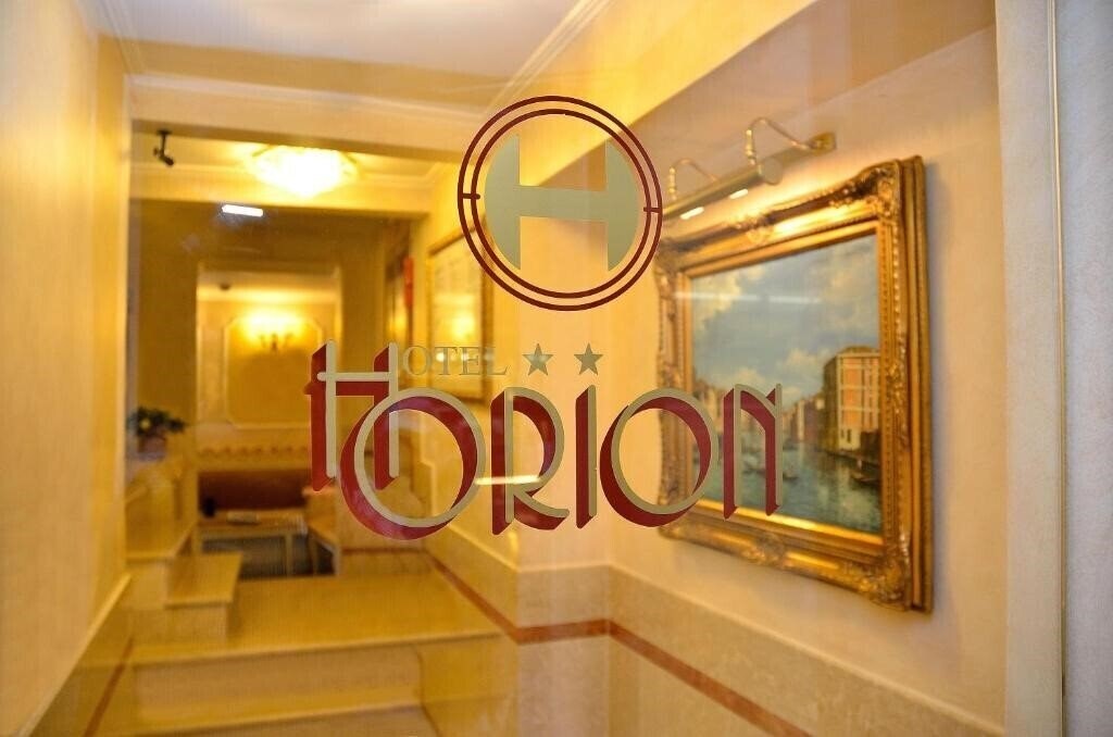 Отель Orion 2*