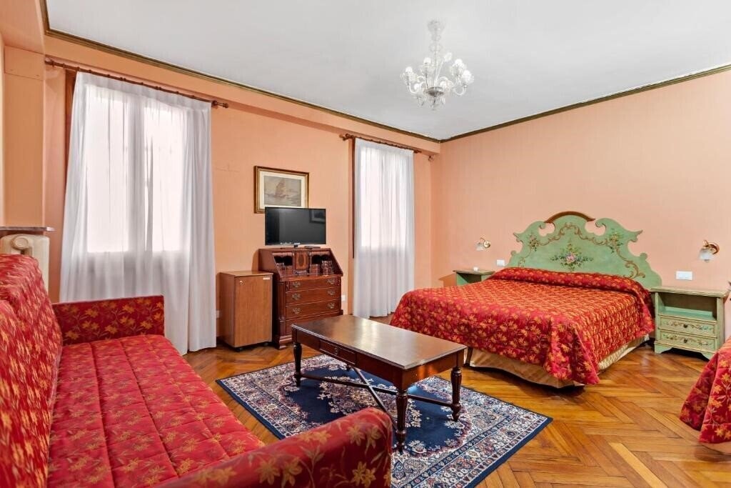 Фото Hotel Malibran 3*