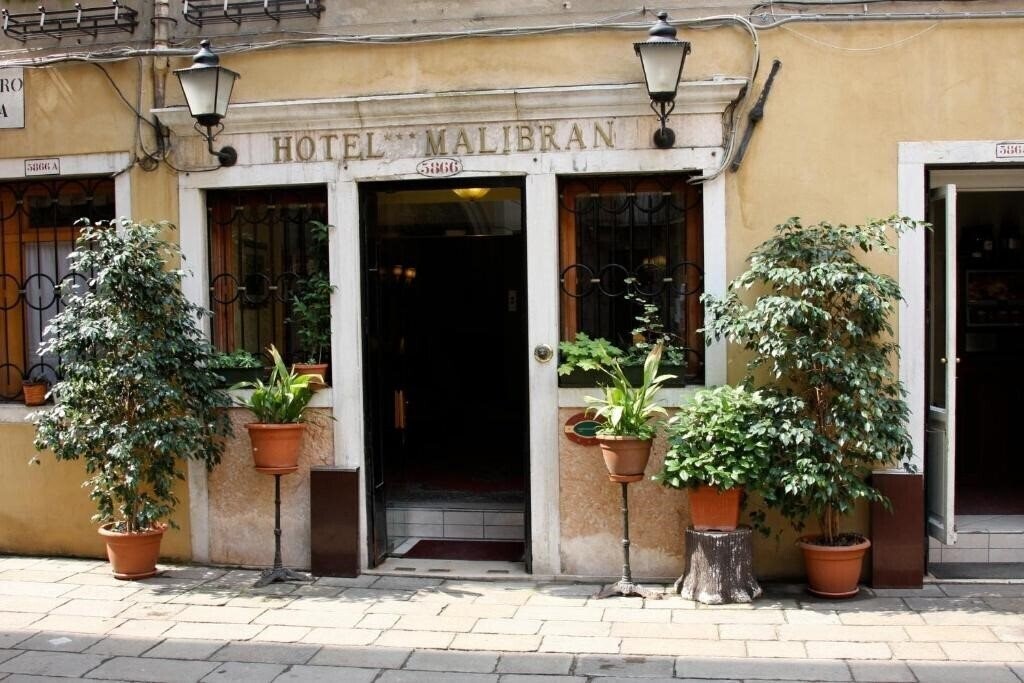 Картинка Hotel Malibran 3*