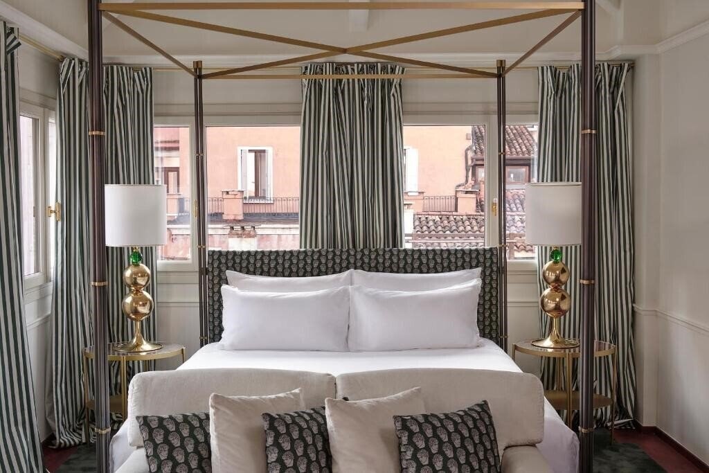Готель Violino D'Oro 5*