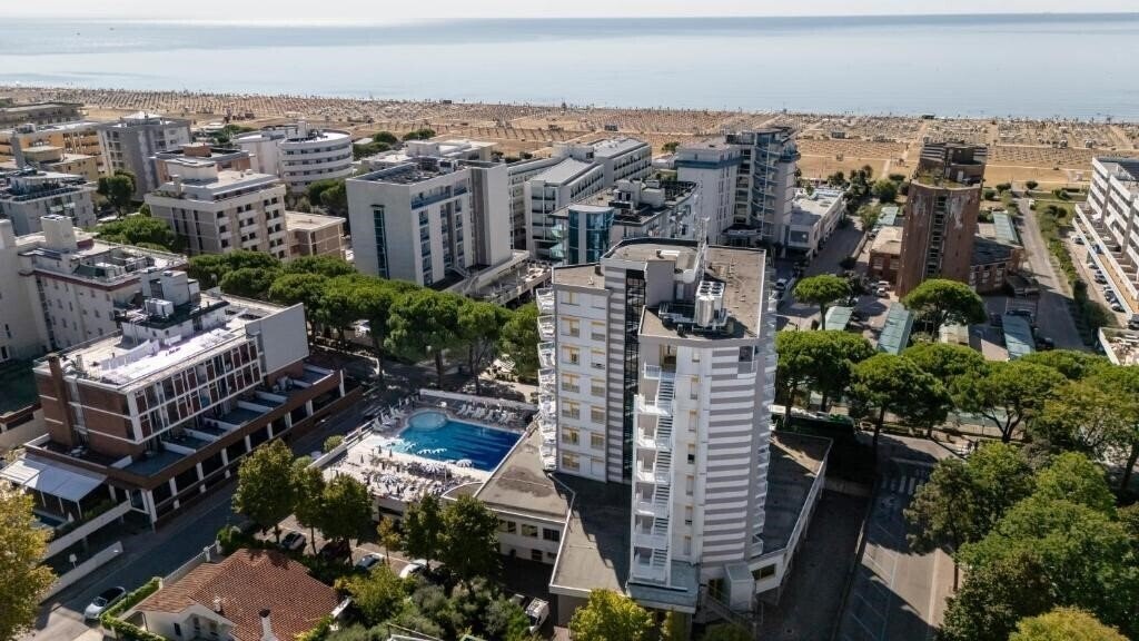 Фотографія Hotel Luna 4*