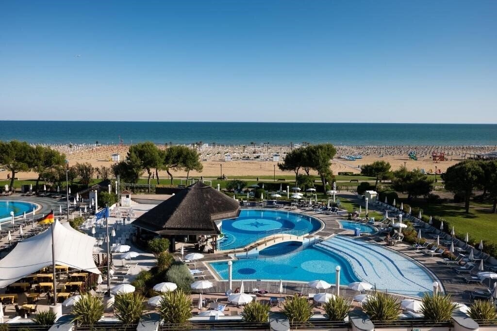 Фото Savoy Beach Hotel Bibione (ex. Savoy Beach Hotel & Thermal SPA) 5*