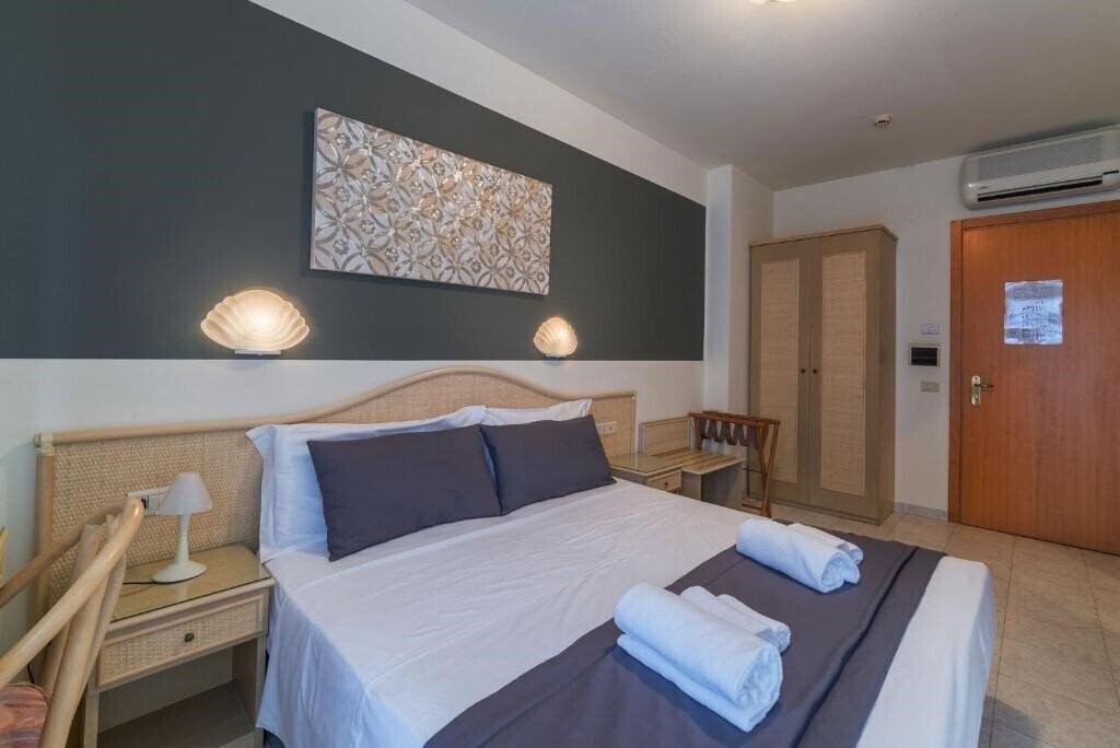 Готель Hotel Airone 3*