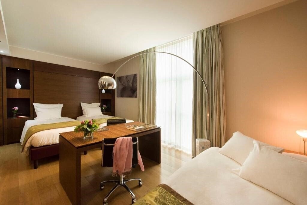 Готель Best Western Premier BHR Treviso Hotel 4*