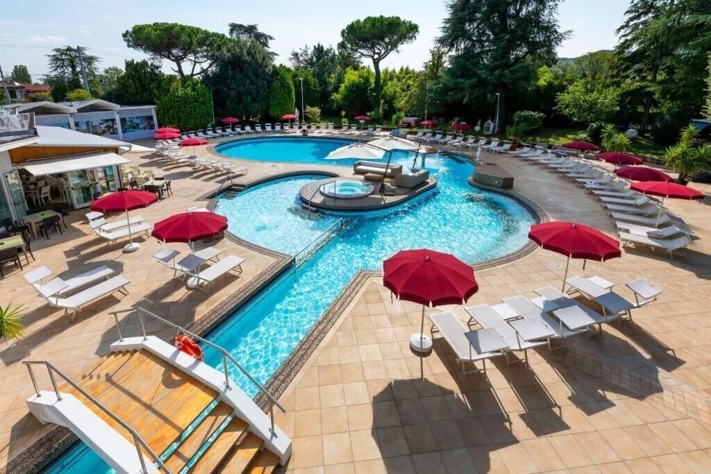 Фотография Mioni Royal San 4*