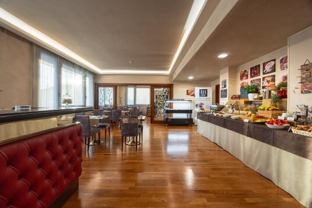 Зображення IH Hotels Padova Admiral 4*