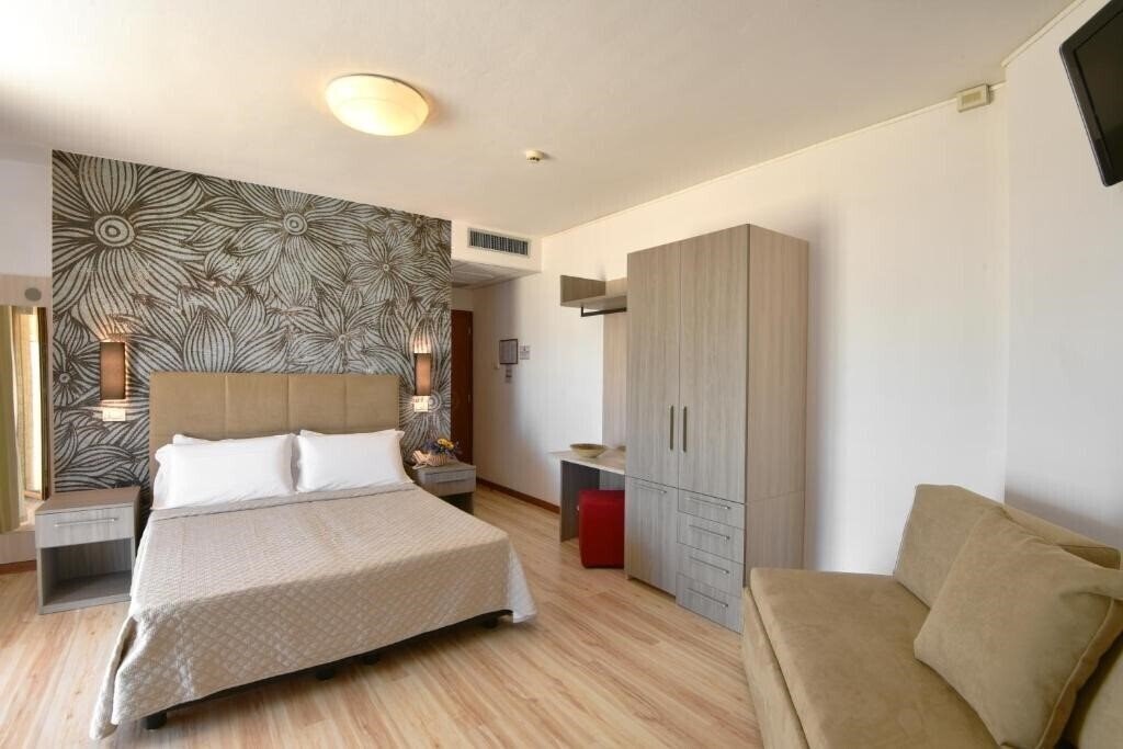Картинка Hotel Excelsior (Caorle) 3*