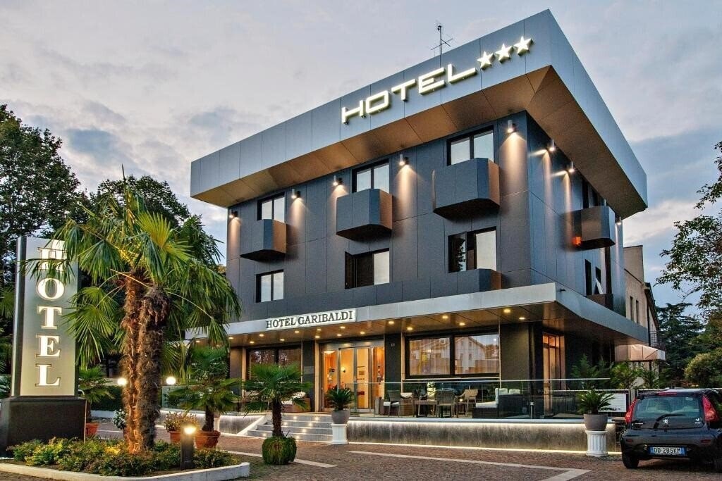 Готель Garibaldi Hotel Padova 3*