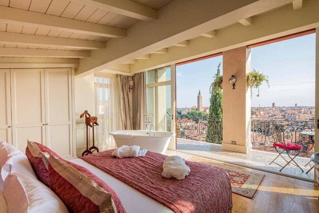 Готель Relais Colle San Pietro 3*