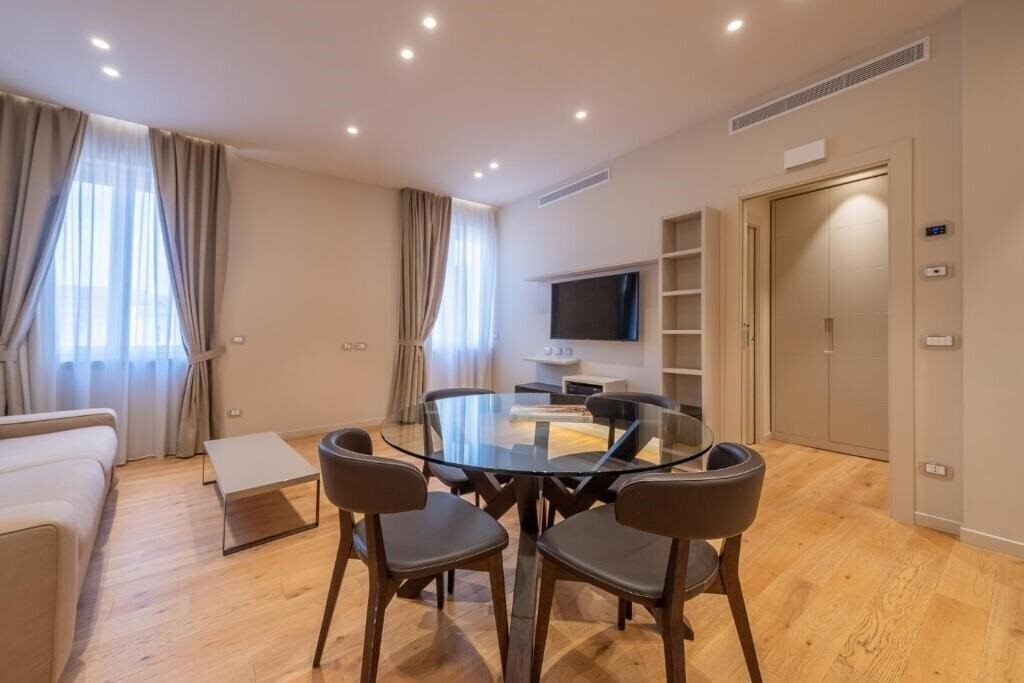 Картинка Oriana Suites Verona 4*