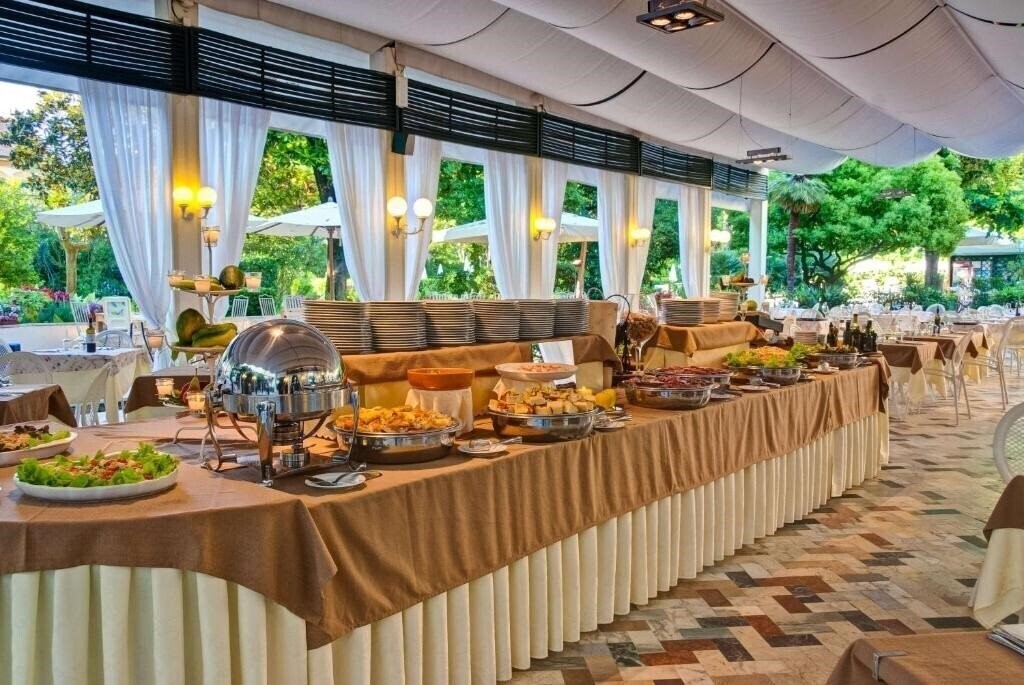 Фотография Best Western Grand Hotel Royal 4*