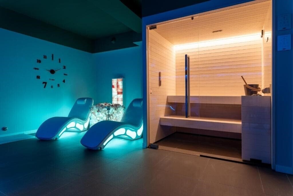 Фотографія Esplanade Hotel & Residence 4*