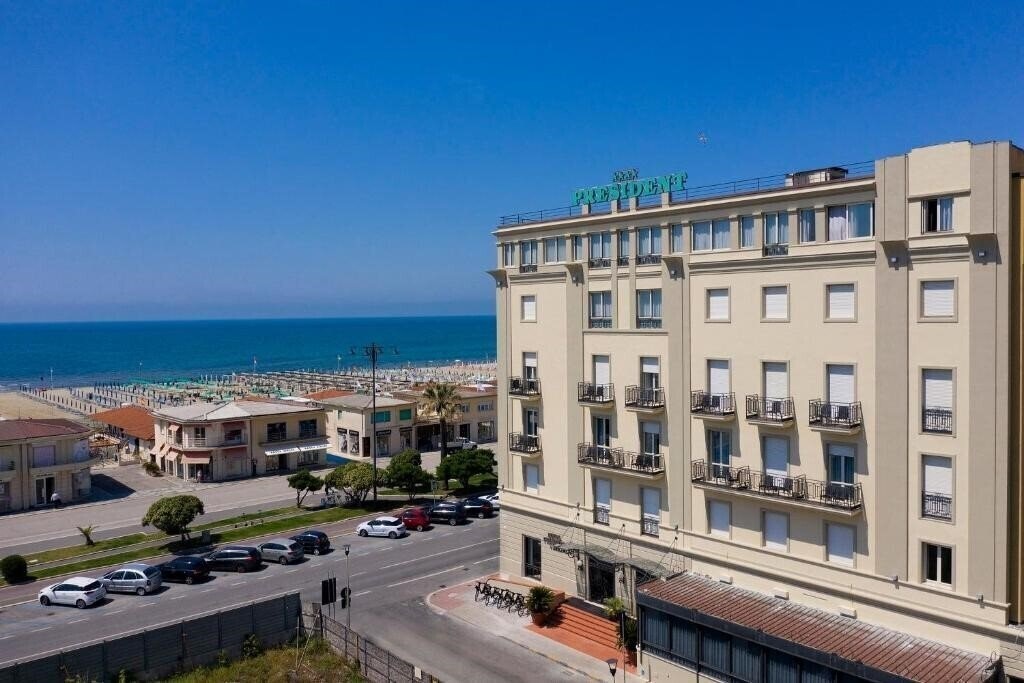 Отель Hotel President (Viareggio) 4*