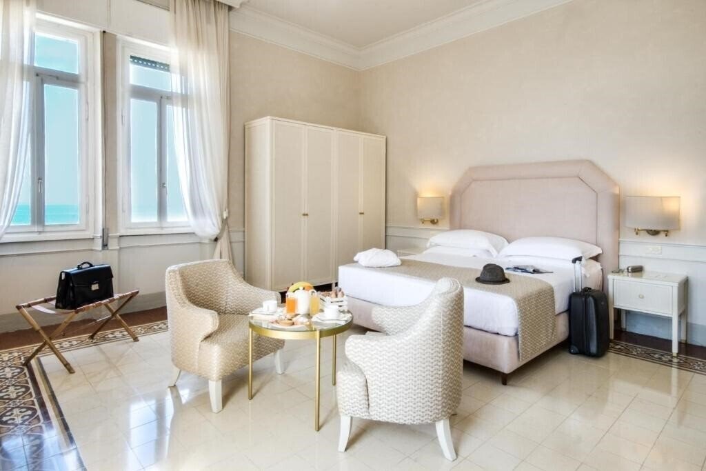 Картинка Grand Hotel Royal 4*