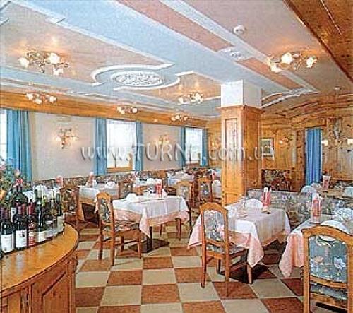 Готель El Ciasel 3*