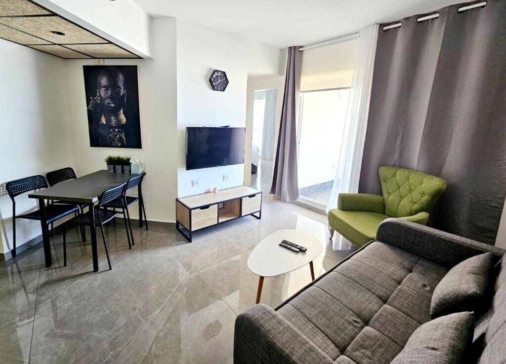 Фотографія Leonardo Suite Tel Aviv Bat Yam 4*