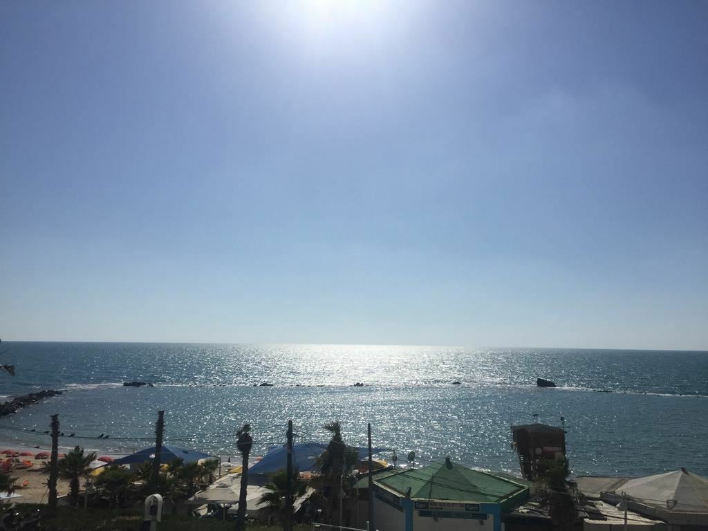 Фото Armon Yam Bat Yam 3*