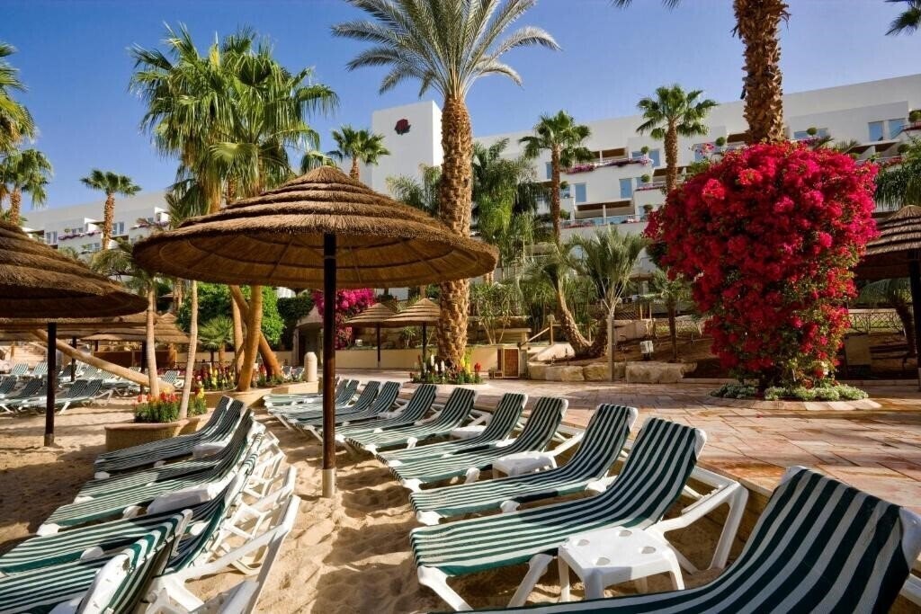 Фотографія Isrotel Royal Garden 5*